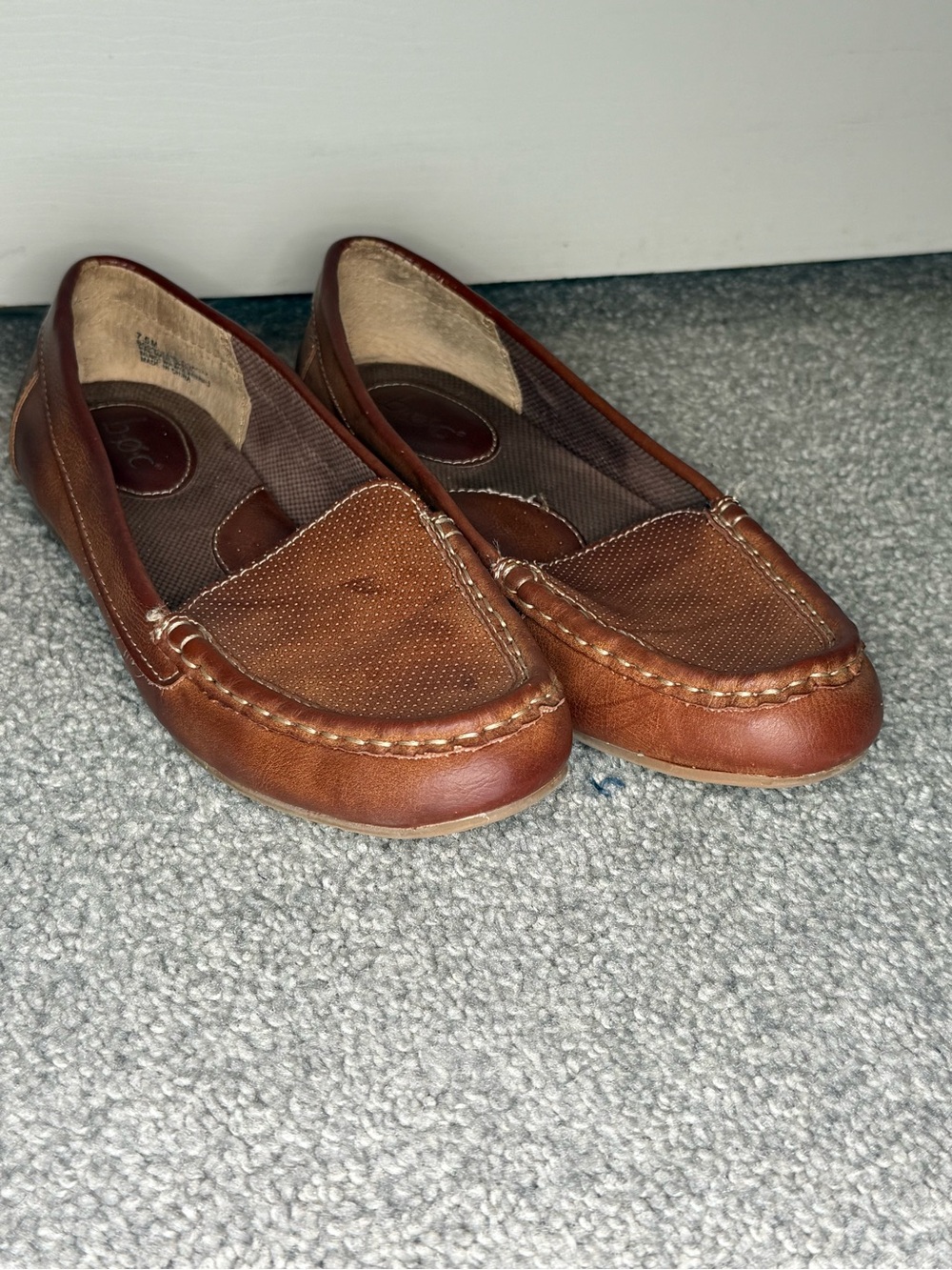 Used b.o.c. Size 7.5 Brown Leather Moccasin Loafers